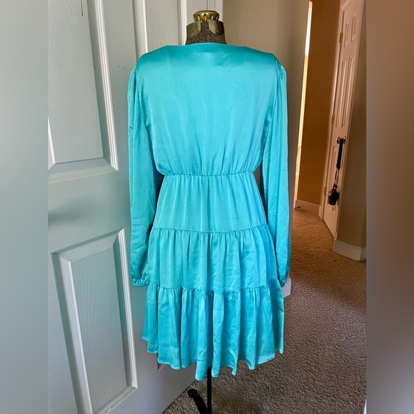 NWT Trina Turk Aqua Turquoise Satin Babydoll Mini Dress Tiered Long Sleeve Large - Picture 3 of 8